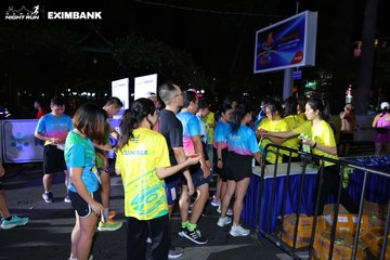 HO CHI MINH CITY NIGHT RUN EXIMBANK 2024 - Ảnh #2012474