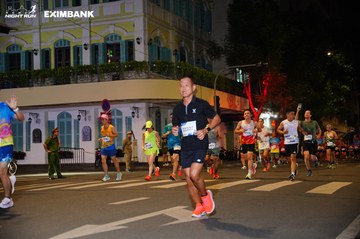 HO CHI MINH CITY NIGHT RUN EXIMBANK 2024 - Ảnh #2031434