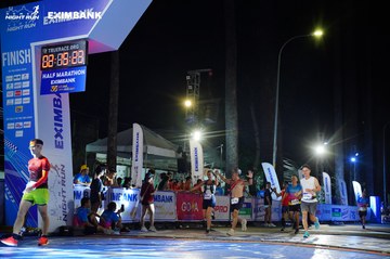 HO CHI MINH CITY NIGHT RUN EXIMBANK 2024 - Ảnh #2033053