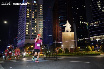 HO CHI MINH CITY NIGHT RUN EXIMBANK 2024 - Ảnh #1990084
