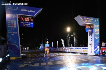 HO CHI MINH CITY NIGHT RUN EXIMBANK 2024 - Ảnh #2061380