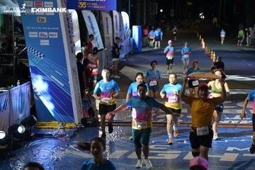 HO CHI MINH CITY NIGHT RUN EXIMBANK 2024 - Ảnh #2031207