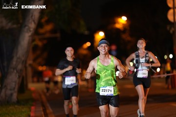 HO CHI MINH CITY NIGHT RUN EXIMBANK 2024 - Ảnh #2159500