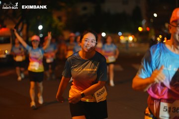 HO CHI MINH CITY NIGHT RUN EXIMBANK 2024 - Ảnh #2029159