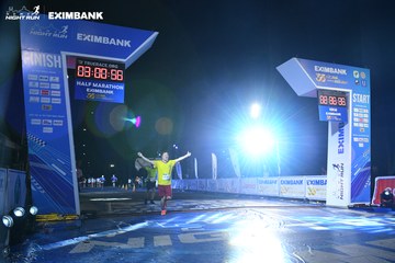 HO CHI MINH CITY NIGHT RUN EXIMBANK 2024 - Ảnh #2061610