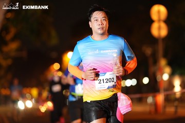 HO CHI MINH CITY NIGHT RUN EXIMBANK 2024 - Ảnh #2160382