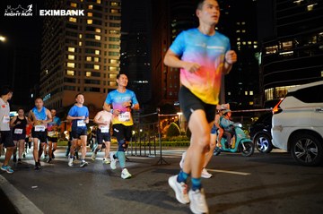 HO CHI MINH CITY NIGHT RUN EXIMBANK 2024 - Ảnh #1990236