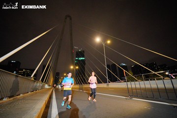 HO CHI MINH CITY NIGHT RUN EXIMBANK 2024 - Ảnh #2027161