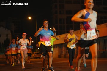 HO CHI MINH CITY NIGHT RUN EXIMBANK 2024 - Ảnh #2032762