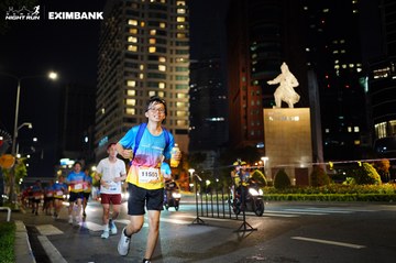 HO CHI MINH CITY NIGHT RUN EXIMBANK 2024 - Ảnh #1991209