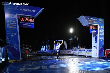 HO CHI MINH CITY NIGHT RUN EXIMBANK 2024 - Ảnh #2060357