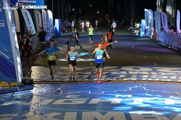 HO CHI MINH CITY NIGHT RUN EXIMBANK 2024 - Ảnh #2026631