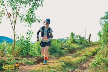 Fleur De Lys La Vuông Trail - Ảnh #2417774