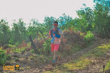 Fleur De Lys La Vuông Trail - Ảnh #2417794