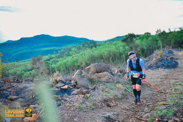 Fleur De Lys La Vuông Trail - Ảnh #2417441