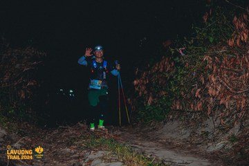 Fleur De Lys La Vuông Trail - Ảnh #2417018