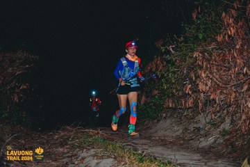 Fleur De Lys La Vuông Trail - Ảnh #2416895