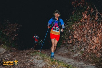Fleur De Lys La Vuông Trail - Ảnh #2417106