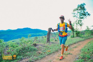 Fleur De Lys La Vuông Trail - Ảnh #2417557