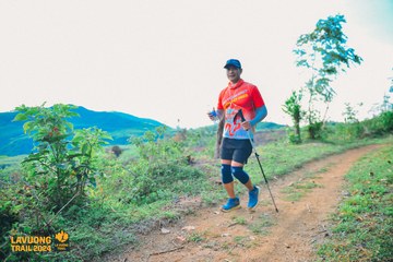 Fleur De Lys La Vuông Trail - Ảnh #2417591
