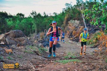 Fleur De Lys La Vuông Trail - Ảnh #2417356