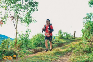 Fleur De Lys La Vuông Trail - Ảnh #2417749