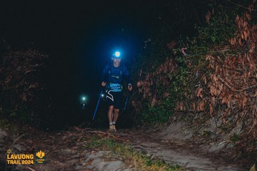Fleur De Lys La Vuông Trail - Ảnh #2416899