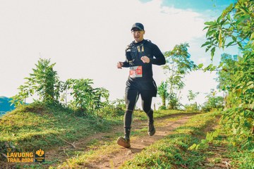 Fleur De Lys La Vuông Trail - Ảnh #2417678