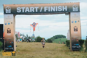 Fleur De Lys La Vuông Trail - Ảnh #2415975