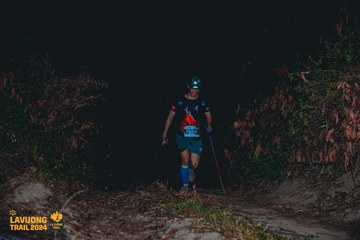 Fleur De Lys La Vuông Trail - Ảnh #2417045