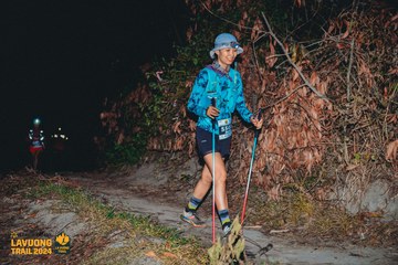 Fleur De Lys La Vuông Trail - Ảnh #2417072