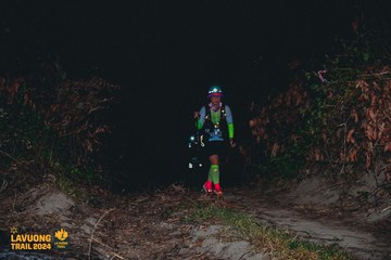 Fleur De Lys La Vuông Trail - Ảnh #2417038