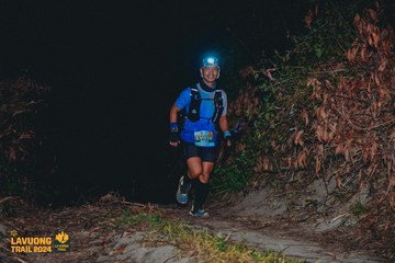 Fleur De Lys La Vuông Trail - Ảnh #2416994
