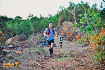 Fleur De Lys La Vuông Trail - Ảnh #2417492