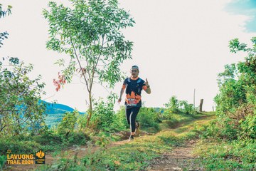 Fleur De Lys La Vuông Trail - Ảnh #2417757