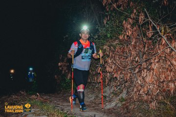 Fleur De Lys La Vuông Trail - Ảnh #2417026