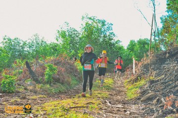 Fleur De Lys La Vuông Trail - Ảnh #2417880