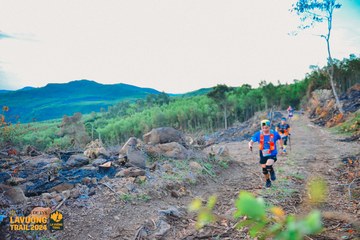 Fleur De Lys La Vuông Trail - Ảnh #2417384