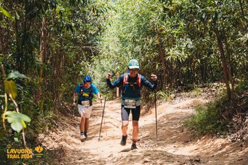 Fleur De Lys La Vuông Trail - Ảnh #2416655