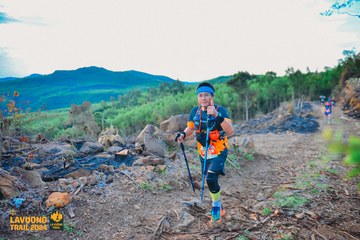 Fleur De Lys La Vuông Trail - Ảnh #2417396