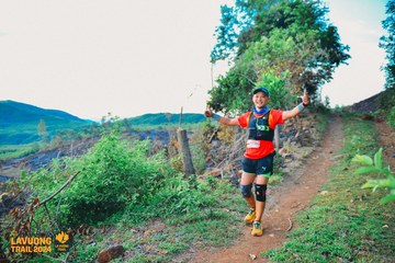 Fleur De Lys La Vuông Trail - Ảnh #2417516