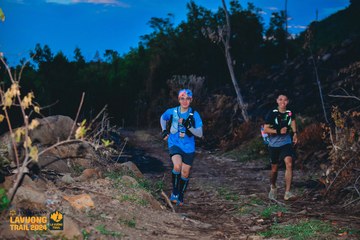Fleur De Lys La Vuông Trail - Ảnh #2417268