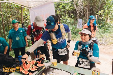 Fleur De Lys La Vuông Trail - Ảnh #2416320