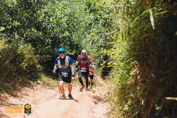 Fleur De Lys La Vuông Trail - Ảnh #2416461