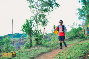 Fleur De Lys La Vuông Trail - Ảnh #2417549