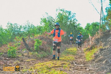 Fleur De Lys La Vuông Trail - Ảnh #2417854