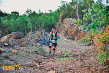 Fleur De Lys La Vuông Trail - Ảnh #2417500