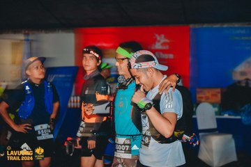 Fleur De Lys La Vuông Trail - Ảnh #2417224