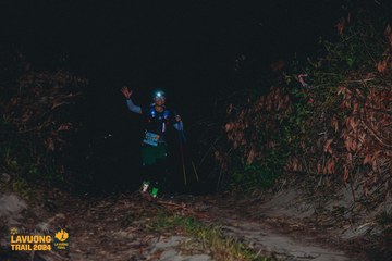 Fleur De Lys La Vuông Trail - Ảnh #2417013