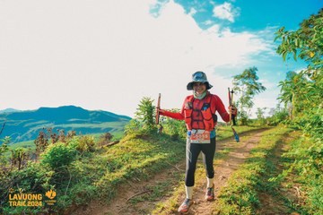 Fleur De Lys La Vuông Trail - Ảnh #2417658